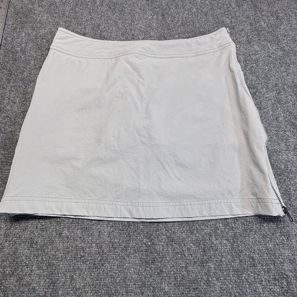Athleta Gray Athletic Skort Size 10 Built In Shorts Zip Pockets Stretch